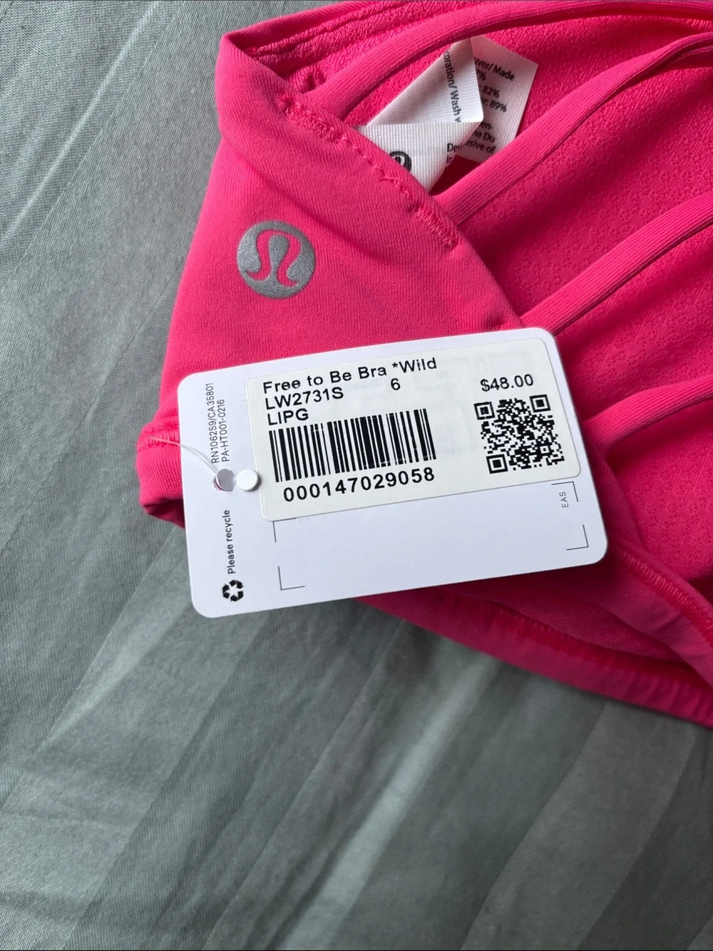 lululemon athletica lip gloss free to be wild Sports Bra